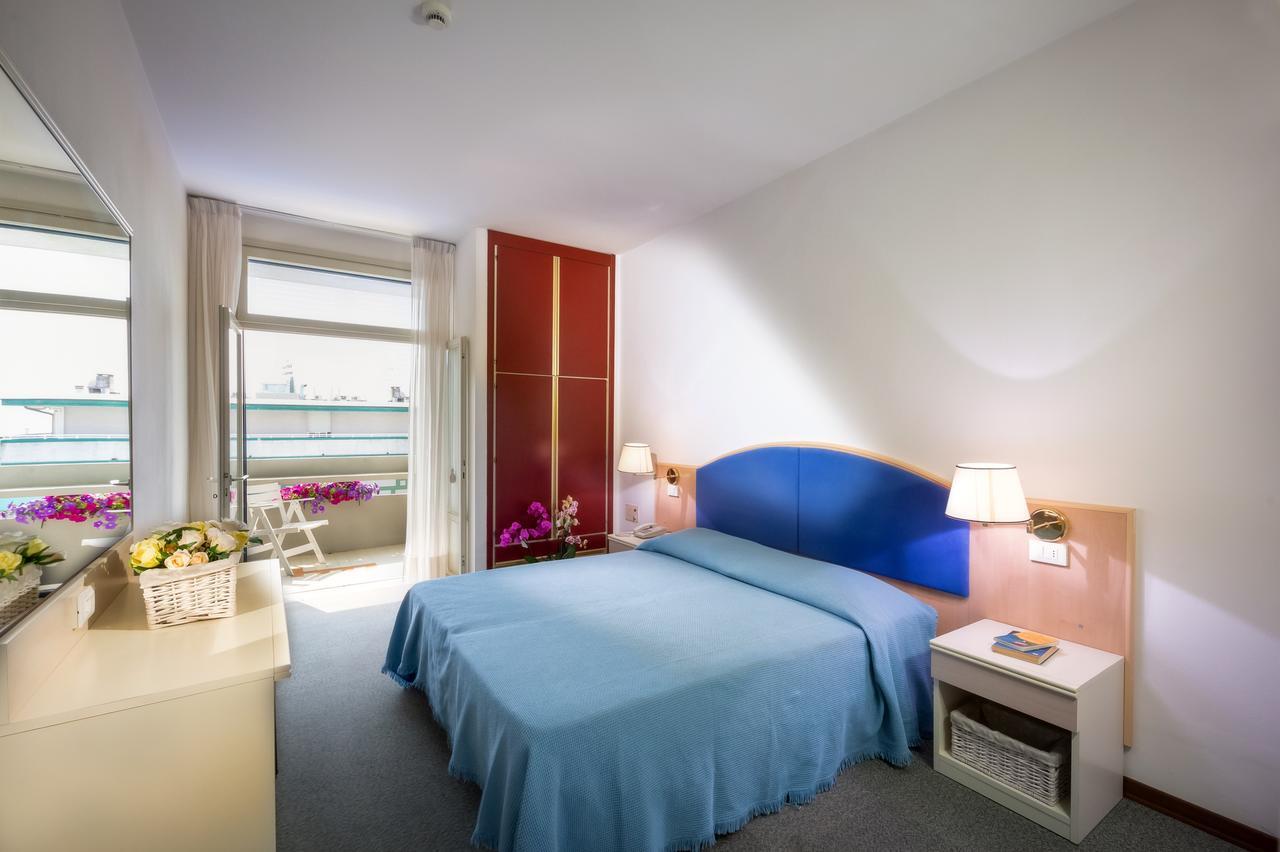 Hotel Metropol Caorle Kültér fotó