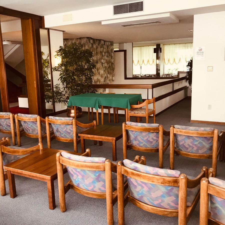 Hotel Metropol Caorle Kültér fotó